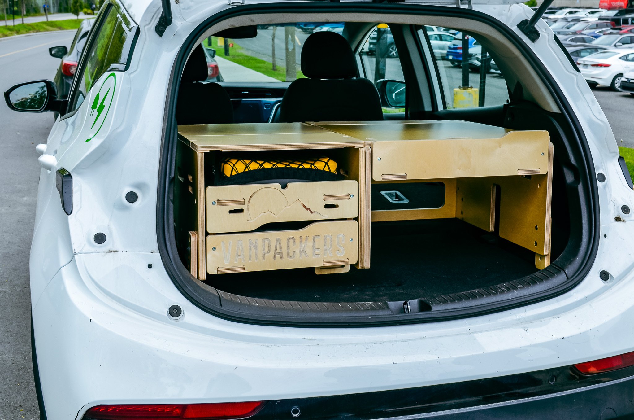 Vanpackers SUV KIT - Toyota Prius 